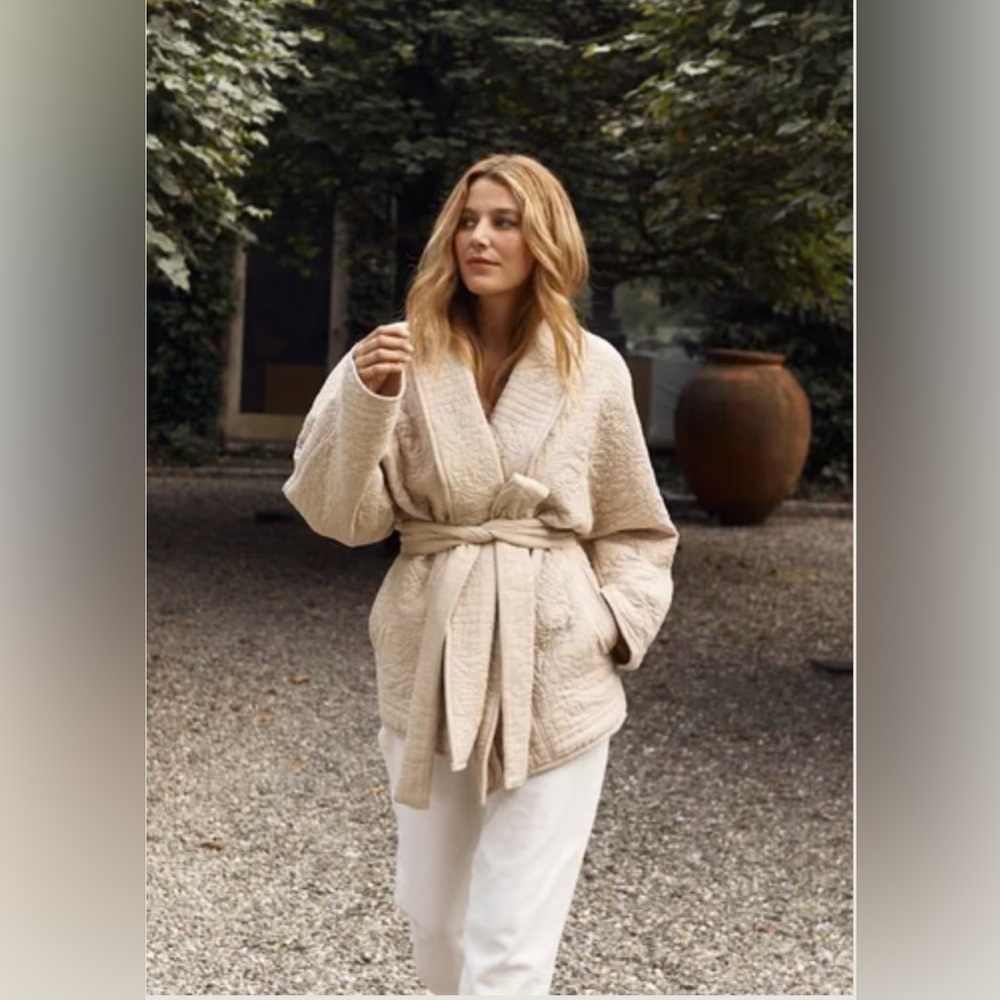 Shoppes Barn Exclusive Quilted Coat, Size 1 (fits XS through Large), Brand New